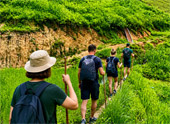 Easy nature walk to Mae Wang Waterfall